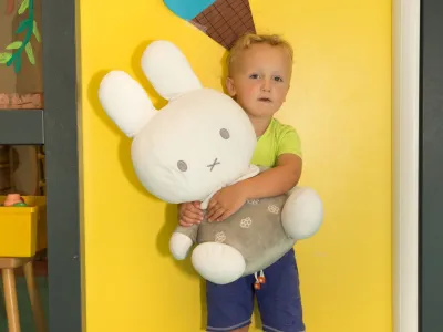 peuter met Nijntje