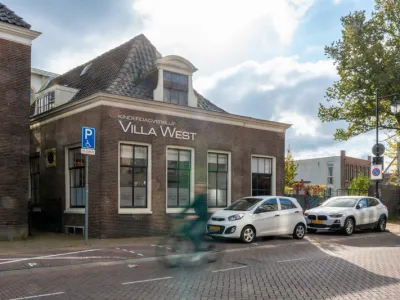 Villa West Museumlaan