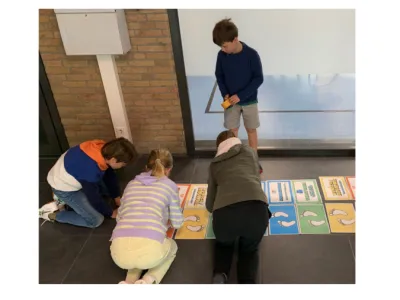 In den vergangenen vier Wochen haben sechs engagierte Schüler:innen der Klassen 3 und 4 an unserer Streitschlichter-Ausbildung teilgenommen.