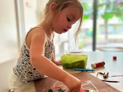 Kinderen spelen bij Kinderopvang 't Klavertje