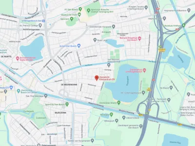 Zonnelicht aan de Oosterplas