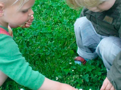 Kinderopvang Poppejans Groningen - buiten spelen kindercentrum