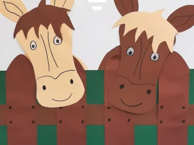 Wist je dat we op onze peuteropvang werken met verschillende thema’s? 🌱📚Binnen ons VVE-programma (Voor- en Vroegschoolse Educatie) ontdekken peuters spelenderwijs nieuwe onderwerpen. Door themagericht