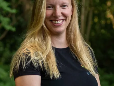 Eigenaresse en pedagogisch medewerker van Kinderopvang de kruiwagen Sabine