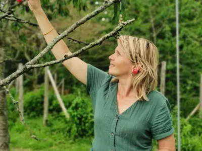 Mahalia kersen plukken