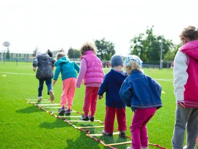 https://dekinderclub.nl/wp-content/uploads/2022/08/pexels-lukas-296301.jpg