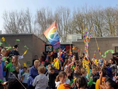 Het door Herman Hertzberger ontworpen gebouw