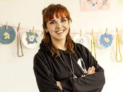 Lindy - wordt blij van creatieve activiteiten en knutselmomenten.