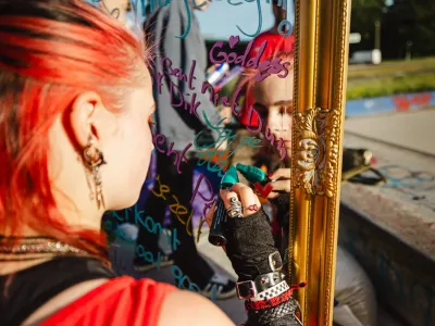 gro-up jeugd Wat zie jij in de spiegel? Jongerenwerk zet zich in voor de mentale gezondheid van jongeren